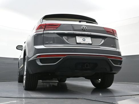 Used 2021 Volkswagen Atlas Cross Sport SE image 25