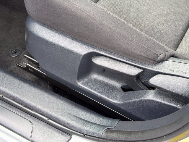 Used 2025 Toyota Camry LE FWD image 21
