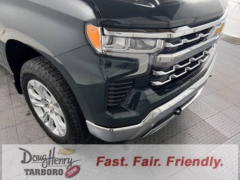 New 2026 Chevrolet Silverado 1500 LTZ w/ LTZ Premium Package AWD/4WD image 23