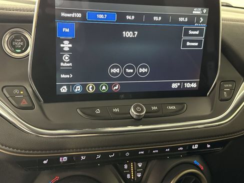 Used 2023 Chevrolet Blazer Premier FWD image 18