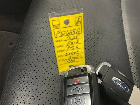 Used 2025 Ford F150 Lariat AWD/4WD image 16