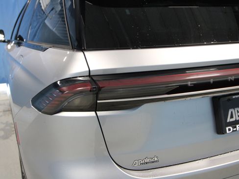 New 2026 Lincoln Nautilus Reserve w/ Jet Appearance Package image 33