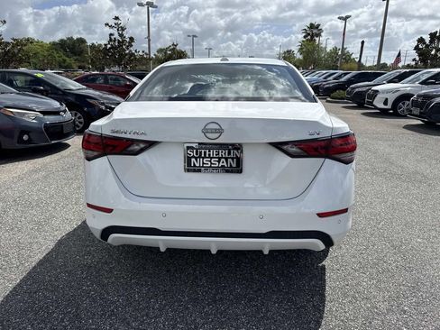 Certified 2024 Nissan Sentra SV image 5