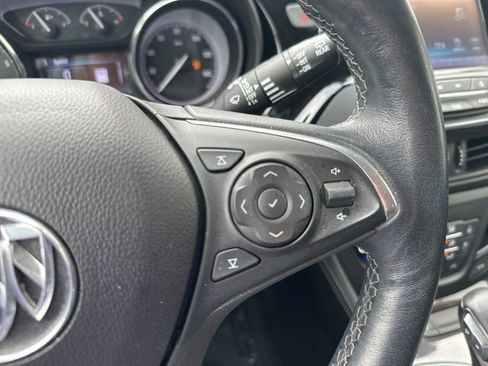 Used 2019 Buick Envision Essence AWD/4WD image 18