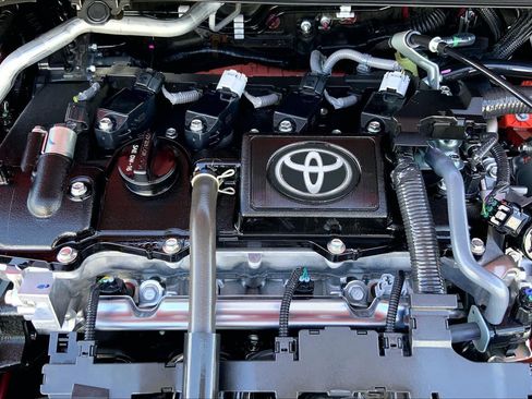 Used 2026 Toyota Corolla XLE FWD image 32