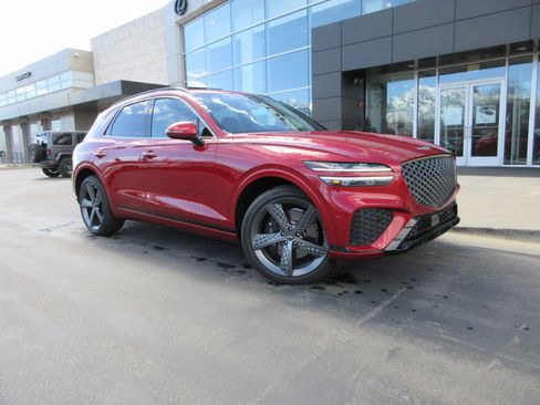 Used 2023 Genesis GV70 3.5T Sport w/ Sport Prestige Package image 14