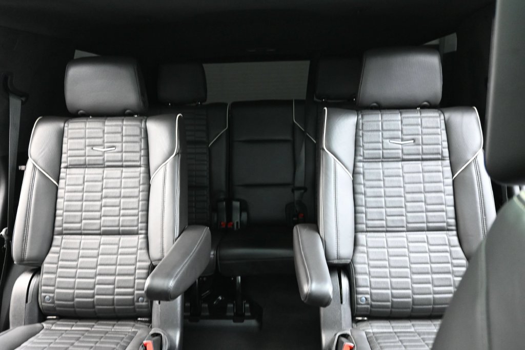 Used 2023 Cadillac Escalade V w/ LPO, ONYX Package AWD/4WD image 16
