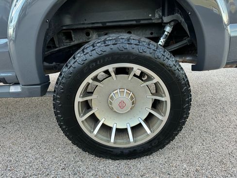 Used 2020 Ford F150 Lariat w/ Equipment Group 502A Luxury image 21