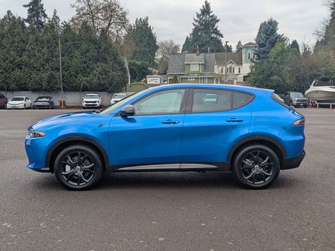 Used 2024 Dodge Hornet R/T Plus w/ R/T Blacktop Package image 2