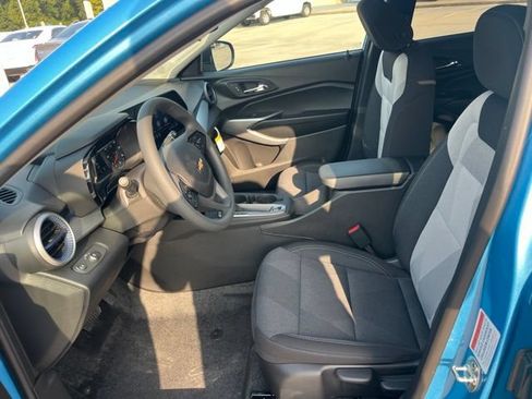 New 2026 Chevrolet Trax LS FWD image 14