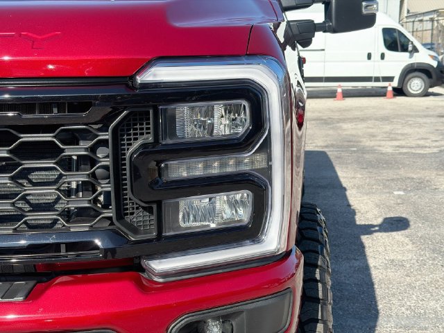 Used 2025 Ford F250 Lariat w/ Lariat Ultimate Package AWD/4WD image 9