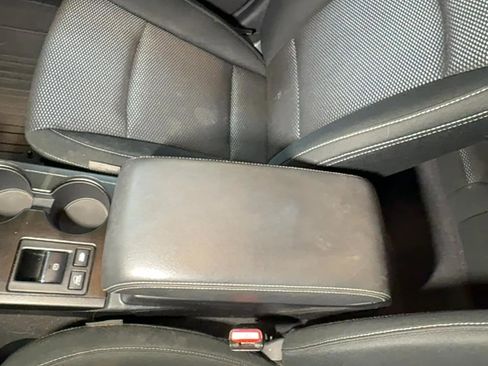 Used 2017 Subaru Outback 2.5i Premium image 50