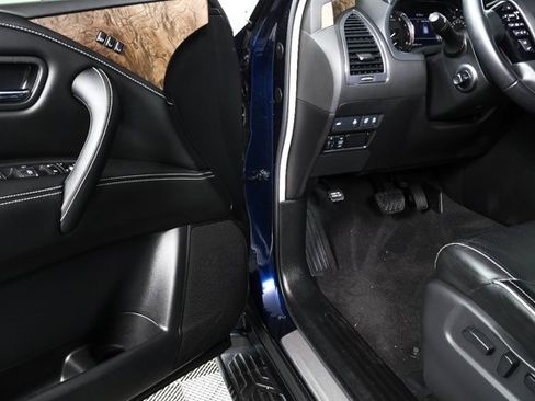 Used 2021 INFINITI QX80 Premium Select w/ All-Season Package image 7