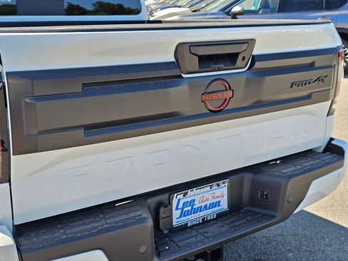 New 2026 Nissan Frontier PRO-4X w/ Tow Package AWD/4WD image 22