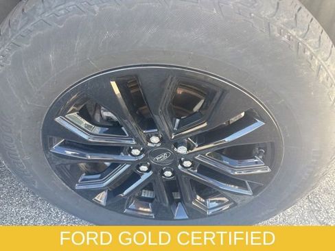 Used 2024 Ford F150 Lariat w/ Equipment Group 502A High AWD/4WD image 9