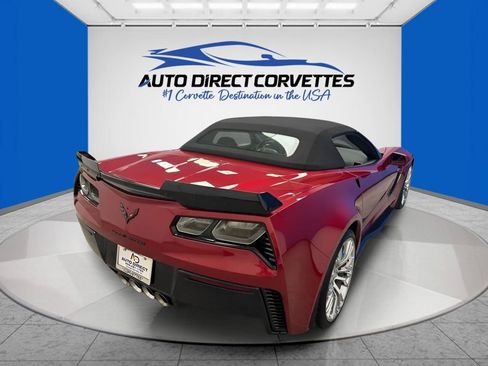 Used 2015 Chevrolet Corvette Z06 w/ 3LZ Preferred Equipment Group RWD image 39