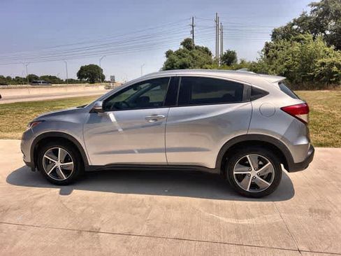 Used 2022 Honda HR-V EX image 4