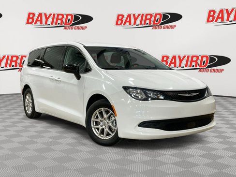 Used 2024 Chrysler Voyager LX FWD image 1