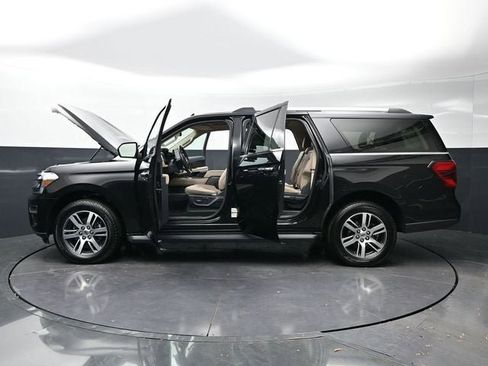 Used 2024 Ford Expedition Max Limited RWD image 46