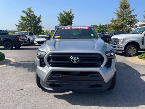 Used 2024 Toyota Tacoma SR AWD/4WD image 2