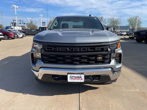 Used 2024 Chevrolet Silverado 1500 W/T w/ WT Value Package AWD/4WD image 3