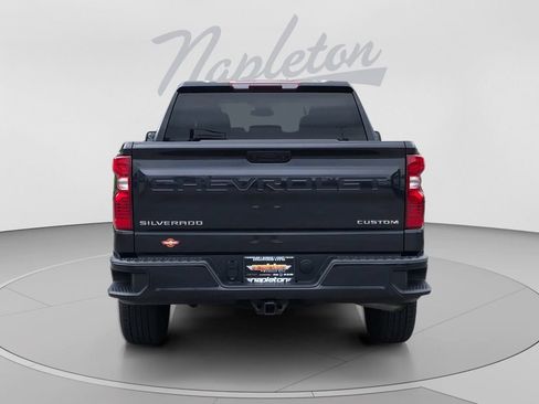 Used 2023 Chevrolet Silverado 1500 Custom w/ LPO, Dark Essentials Package AWD/4WD image 4