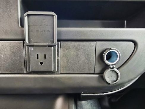 New 2025 GMC Savana 2500 w/ Chrome Appearance Package RWD image 24