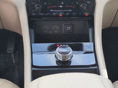 Used 2025 Jeep Grand Cherokee L Limited image 18