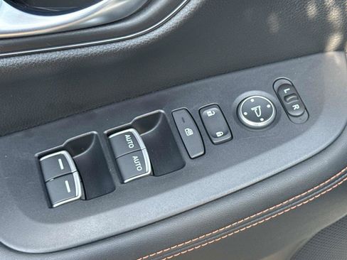 Certified 2024 Honda HR-V Sport image 17