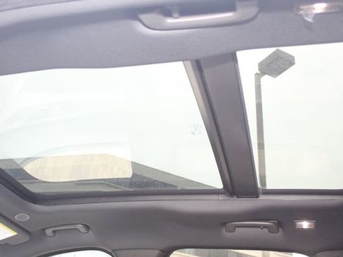 New 2026 Jaguar F-PACE R-Dynamic S image 23