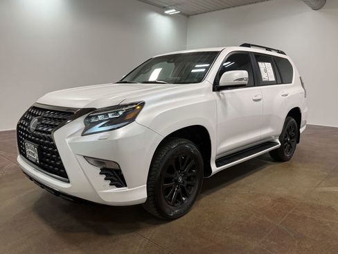 Used 2023 Lexus GX 460 image 39