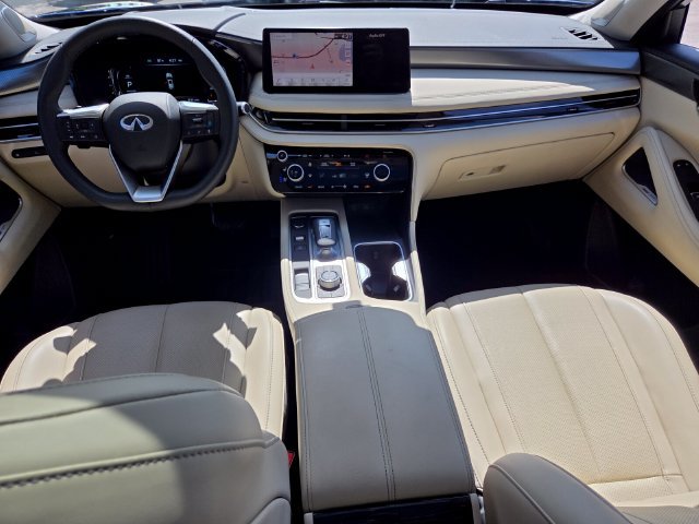 Used 2025 INFINITI QX60 Luxe w/ Vision Package FWD image 16