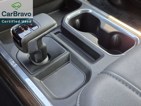 Used 2025 Chevrolet Silverado 1500 LT Trail Boss w/ Convenience Package II AWD/4WD image 17