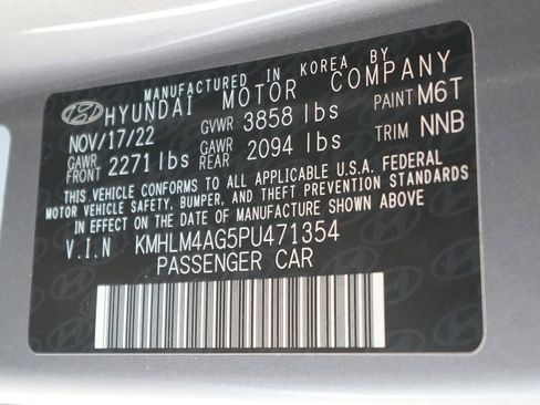 Used 2023 Hyundai Elantra SEL image 37