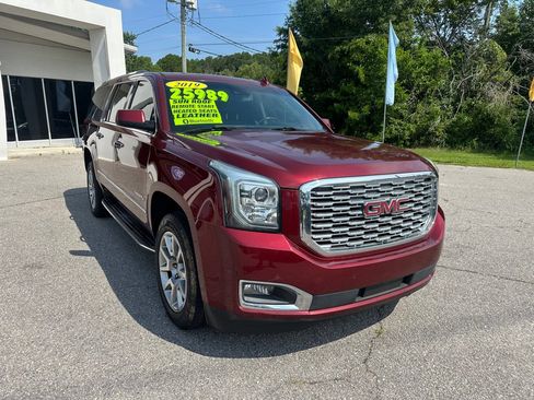 Used 2019 GMC Yukon XL Denali RWD image 7