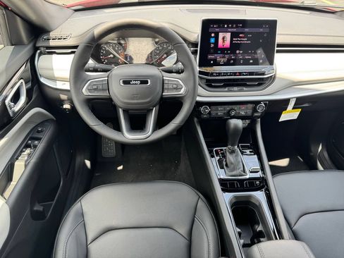 New 2026 Jeep Compass Limited AWD/4WD image 18