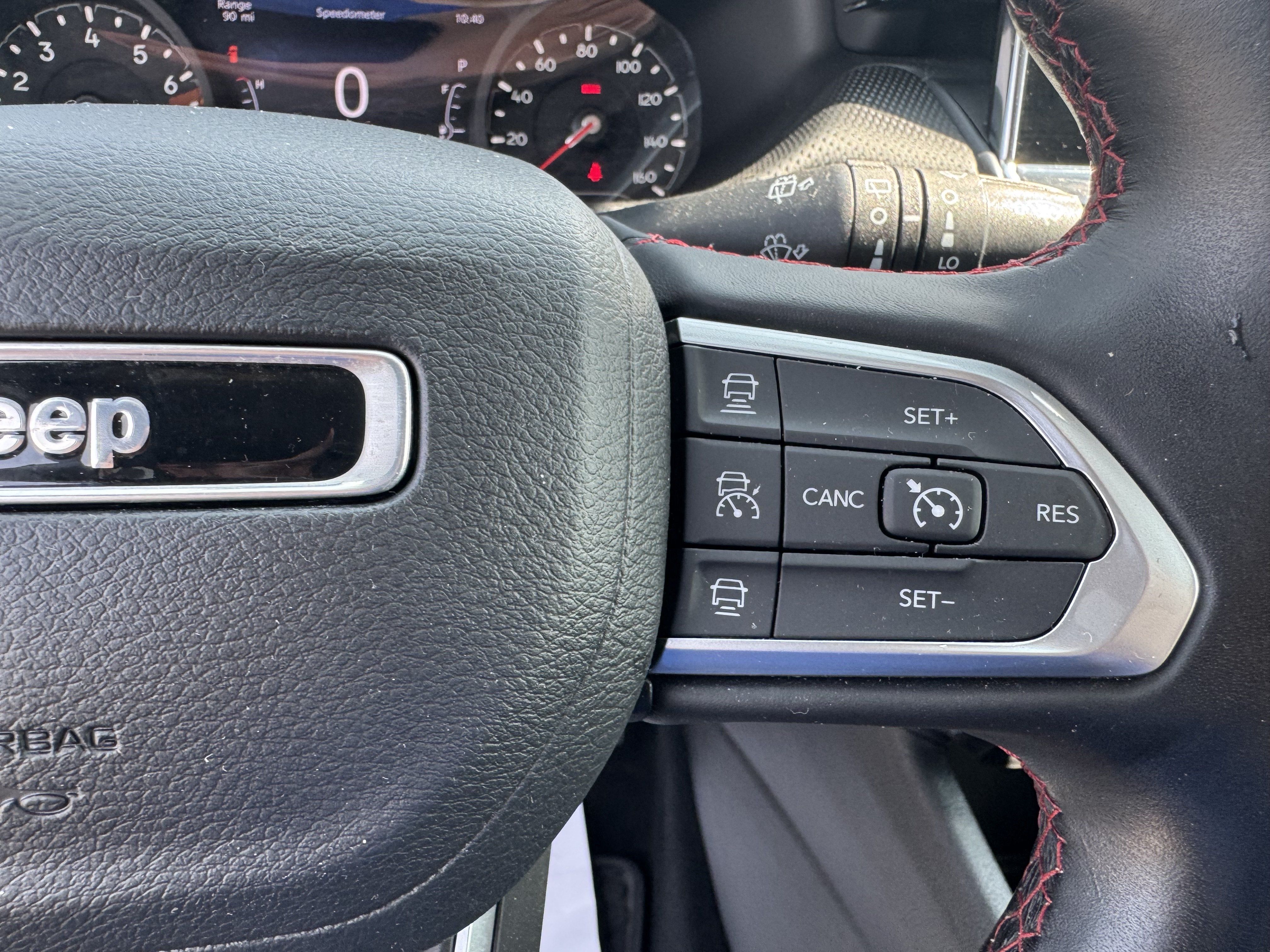 Used 2022 Jeep Compass Trailhawk w/ Trailhawk Convenience Group AWD/4WD image 19