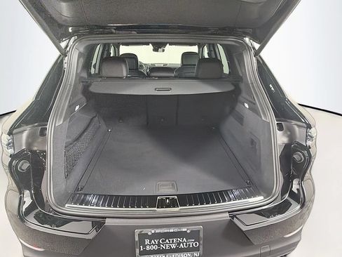 New 2026 Porsche Cayenne AWD/4WD image 28
