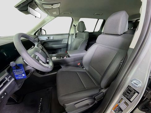 Used 2026 Hyundai Santa Fe SE FWD image 12
