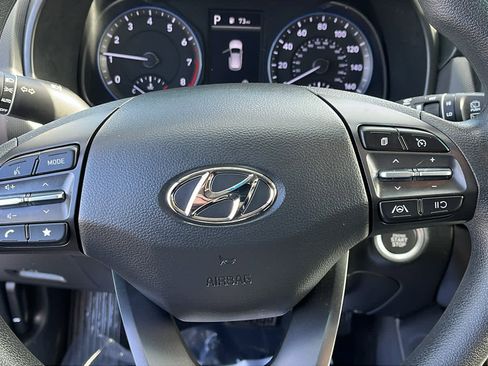 Used 2023 Hyundai Kona SEL image 11