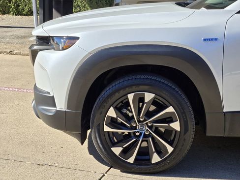 Certified 2025 MAZDA CX-50 2.5 Hybrid w/ Premium Plus Pkg image 8