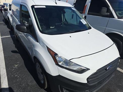 Used 2023 Ford Transit Connect XLT image 3
