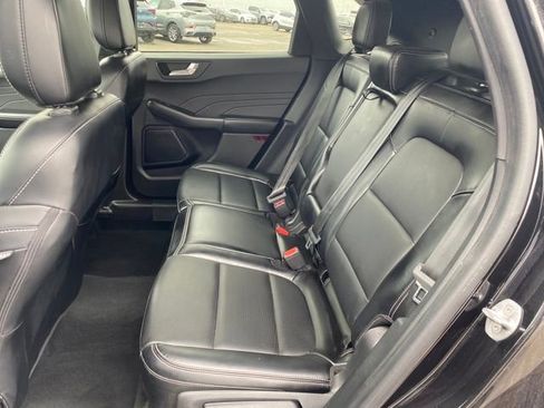 Used 2023 Ford Escape Platinum image 18