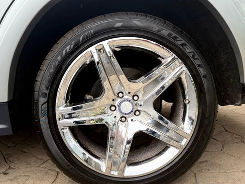 Used 2010 Mercedes-Benz GL 550 4MATIC image 60