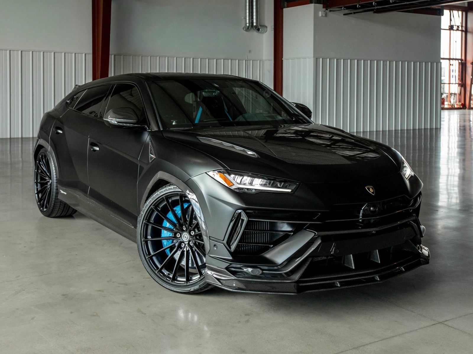 Used 2023 Lamborghini Urus Performante AWD/4WD image 26