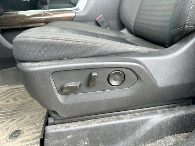 Used 2024 Chevrolet Silverado 1500 LT Trail Boss w/ Convenience Package II AWD/4WD image 37