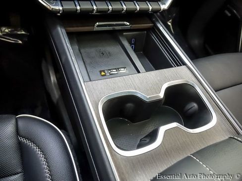 Used 2024 GMC Acadia Denali w/ LPO, Floor Liner Package image 20