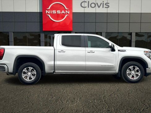 Used 2022 GMC Sierra 1500 SLT image 9