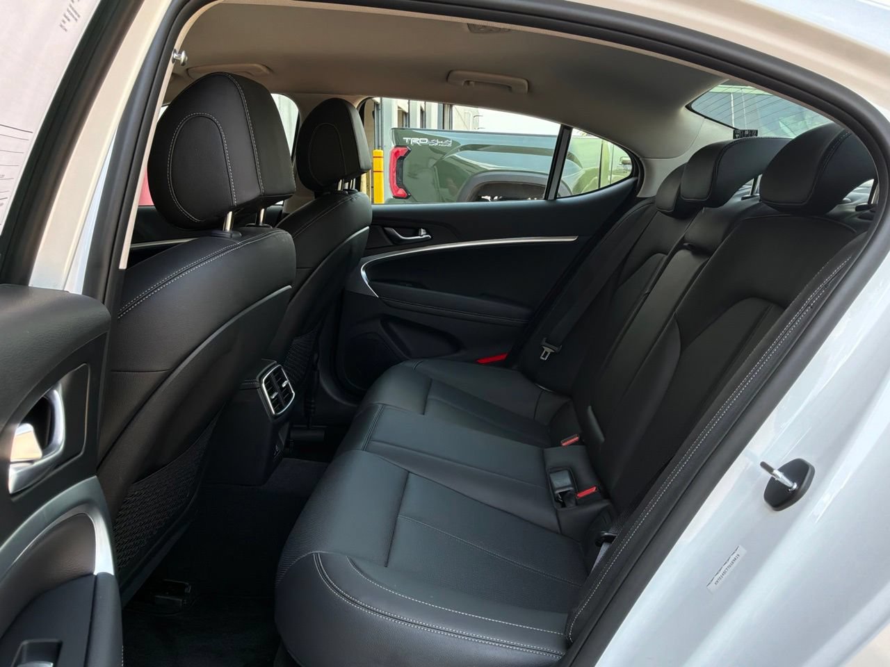 Used 2026 Genesis G70 2.5T RWD image 12