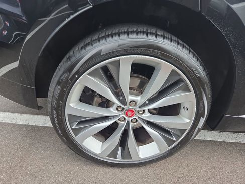 Used 2021 Jaguar F-PACE R-Dynamic S AWD/4WD image 3